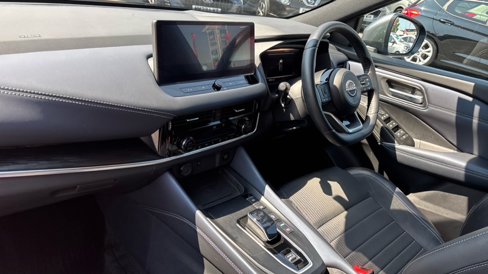 Nissan Qashqai 1.5 E-Power Tekna 5dr Auto Hybrid Hatchback - Image 10