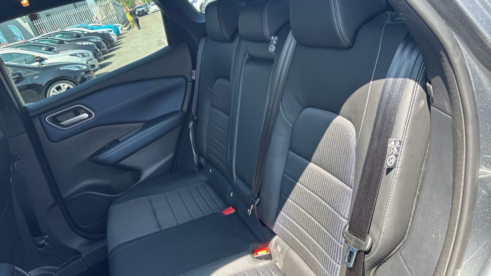 Nissan Qashqai 1.5 E-Power Tekna 5dr Auto Hybrid Hatchback - Image 18