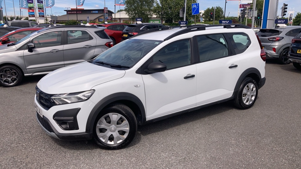 Dacia Jogger 1.0 TCe Essential 5dr Petrol Estate - Image 39