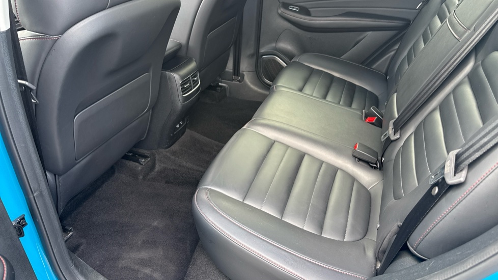 MG HS 1.5 T-GDI Trophy 5dr Petrol Hatchback - Image 22