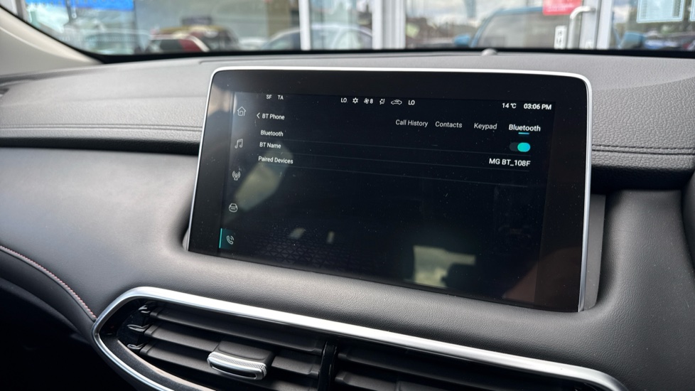 MG HS 1.5 T-GDI Trophy 5dr Petrol Hatchback - Image 38