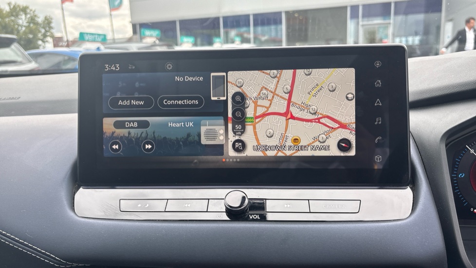 Nissan Qashqai 1.5 E-Power Tekna 5dr Auto Hybrid Hatchback - Image 12