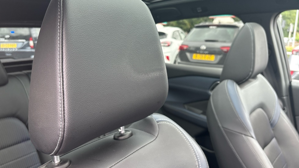 Nissan Qashqai 1.5 E-Power Tekna 5dr Auto Hybrid Hatchback - Image 54