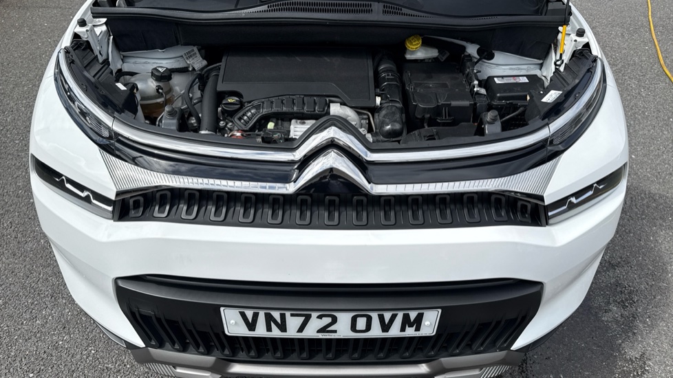 Citroen C3 Aircross 1.2 PureTech 110 C-Series Edition 5dr Petrol Hatchback - Image 11