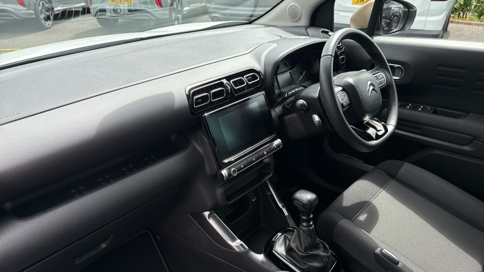Citroen C3 Aircross 1.2 PureTech 110 C-Series Edition 5dr Petrol Hatchback - Image 12
