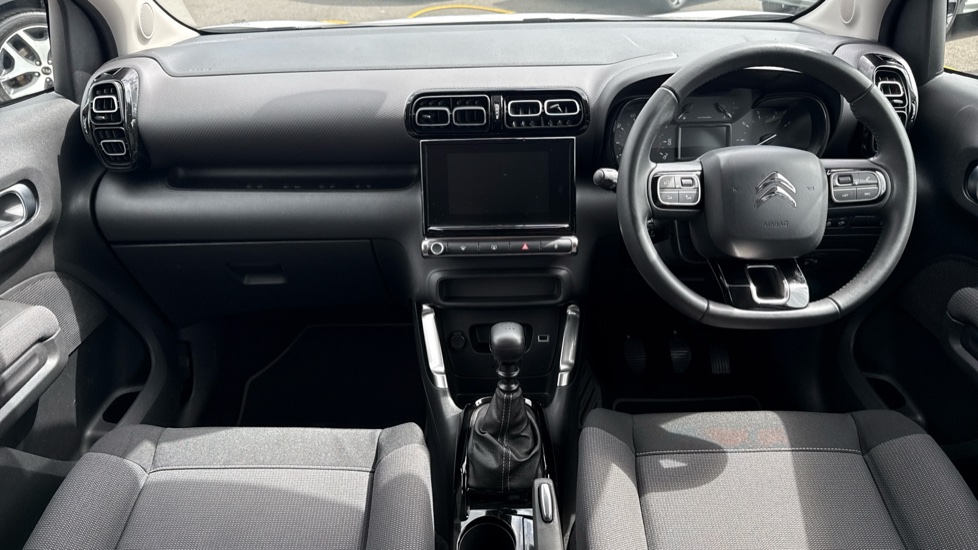 Citroen C3 Aircross 1.2 PureTech 110 C-Series Edition 5dr Petrol Hatchback - Image 13