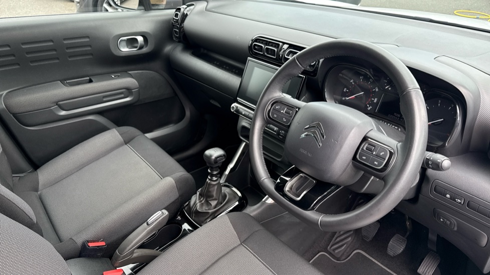 Citroen C3 Aircross 1.2 PureTech 110 C-Series Edition 5dr Petrol Hatchback - Image 14