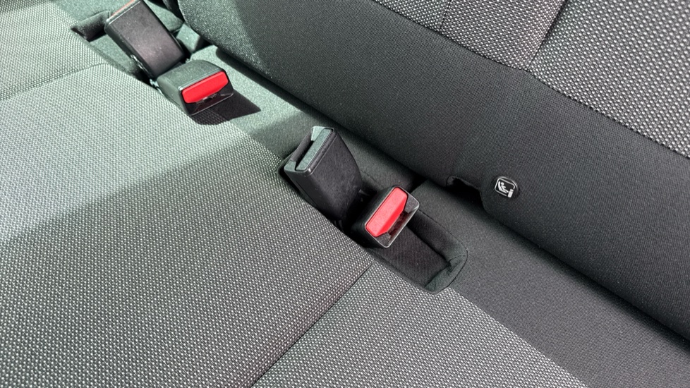Citroen C3 Aircross 1.2 PureTech 110 C-Series Edition 5dr Petrol Hatchback - Image 23
