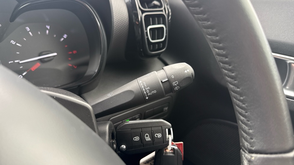 Citroen C3 Aircross 1.2 PureTech 110 C-Series Edition 5dr Petrol Hatchback - Image 39