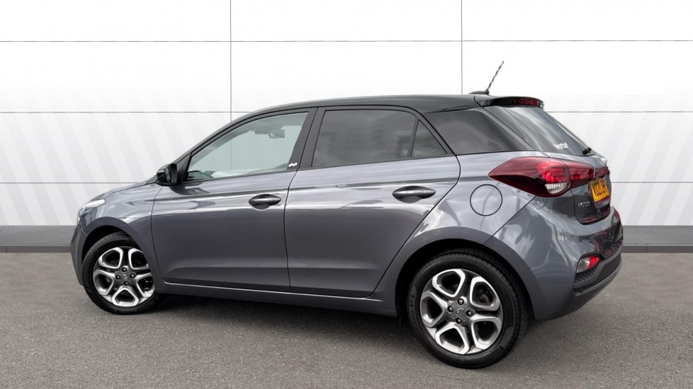 Hyundai i20 1.2 MPi Play 5dr Petrol Hatchback - Image 2