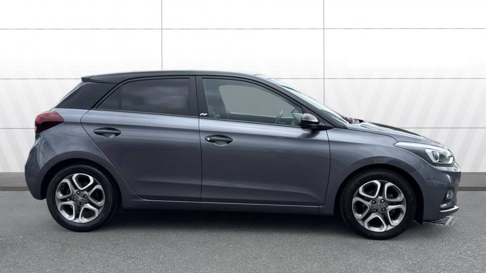 Hyundai i20 1.2 MPi Play 5dr Petrol Hatchback - Image 5