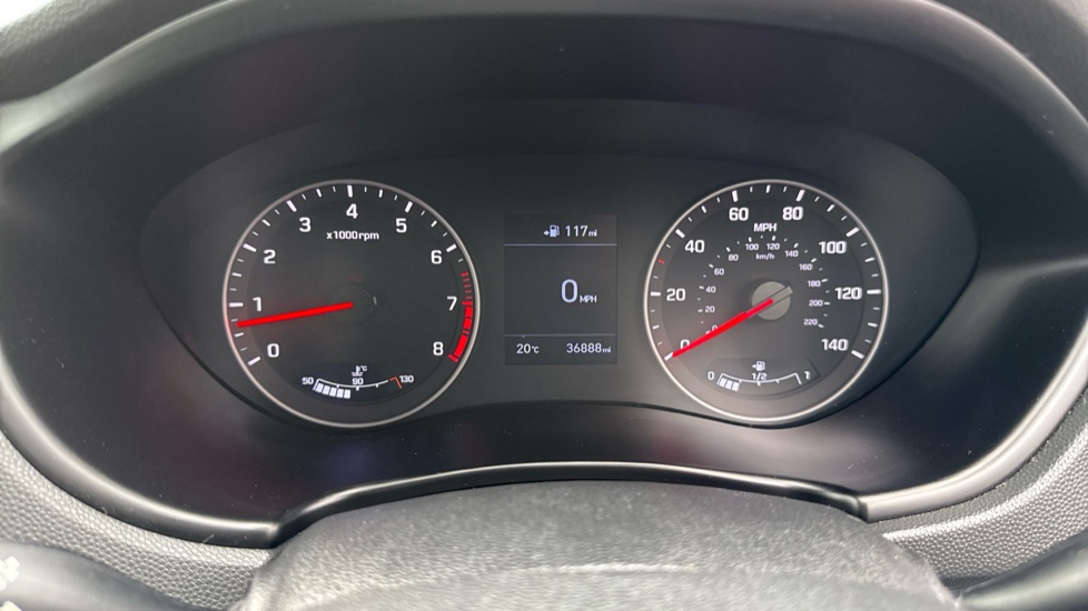 Hyundai i20 1.2 MPi Play 5dr Petrol Hatchback - Image 18