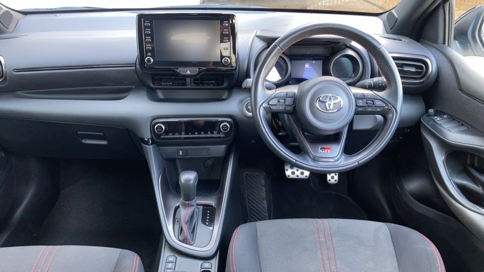 Toyota Yaris 1.5 Hybrid GR Sport 5dr CVT Hybrid Hatchback - Image 11