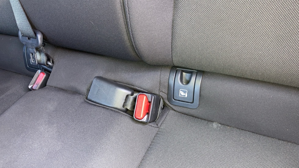 Toyota Yaris 1.5 Hybrid GR Sport 5dr CVT Hybrid Hatchback - Image 17