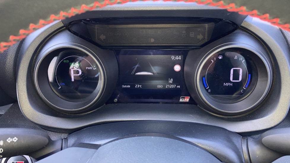 Toyota Yaris 1.5 Hybrid GR Sport 5dr CVT Hybrid Hatchback - Image 18