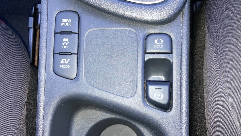 Toyota Yaris 1.5 Hybrid GR Sport 5dr CVT Hybrid Hatchback - Image 32