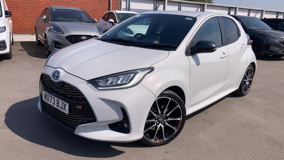 Toyota Yaris 1.5 Hybrid GR Sport 5dr CVT Hybrid Hatchback - Image 33