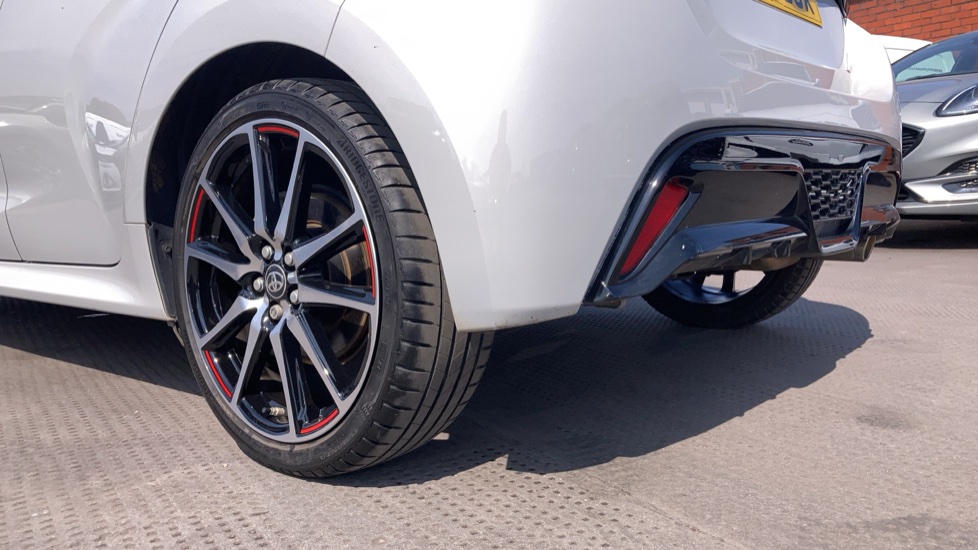 Toyota Yaris 1.5 Hybrid GR Sport 5dr CVT Hybrid Hatchback - Image 36