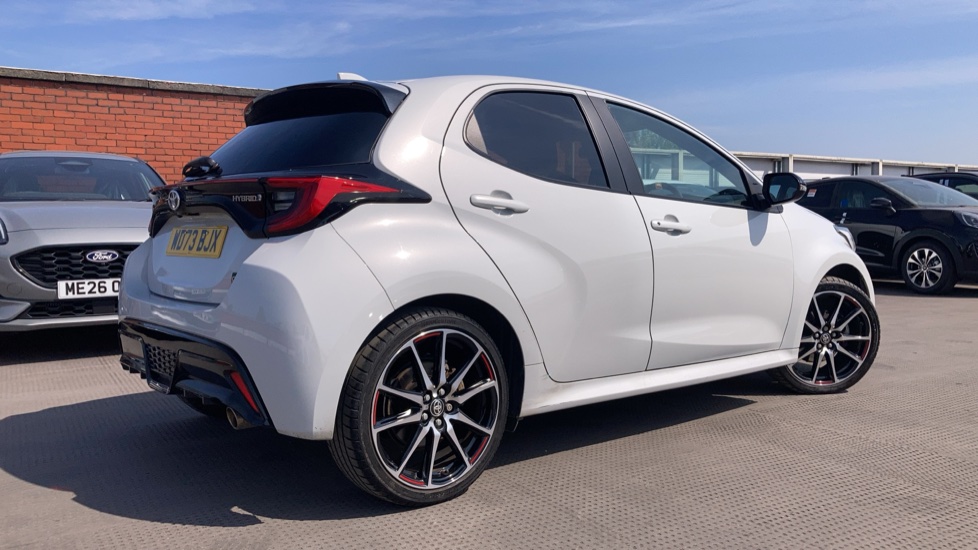 Toyota Yaris 1.5 Hybrid GR Sport 5dr CVT Hybrid Hatchback - Image 40