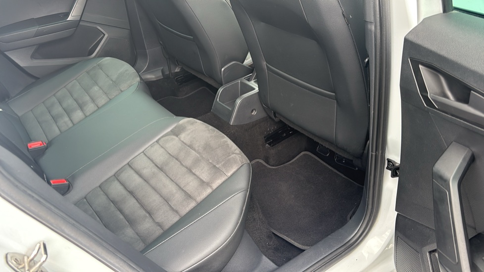 SEAT Ibiza 1.0 TSI 110 FR Sport 5dr Petrol Hatchback - Image 13