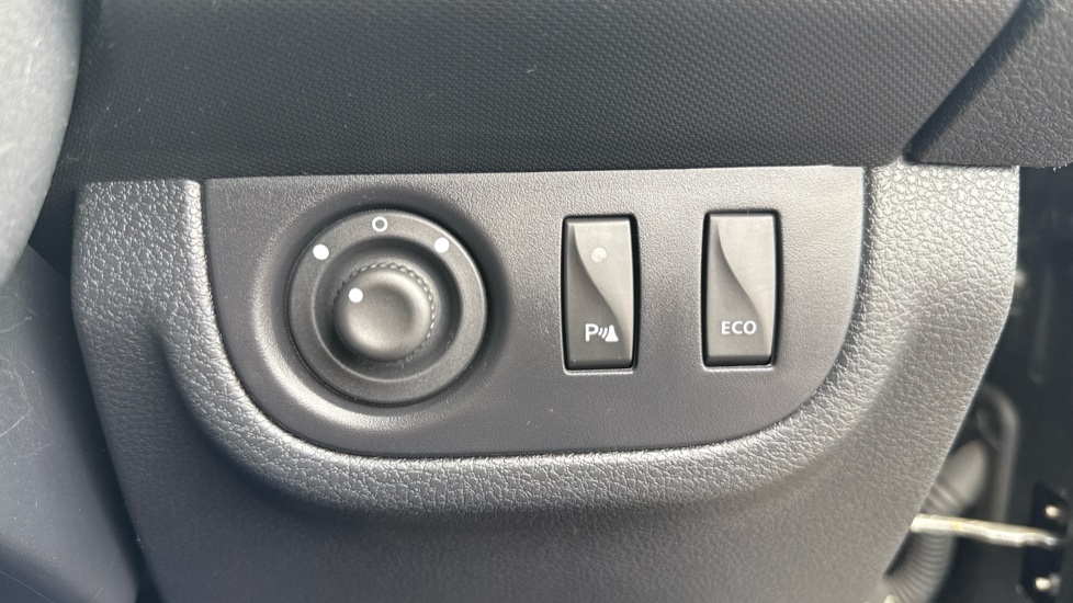 Dacia Sandero Stepway 0.9 TCe Comfort 5dr Petrol Hatchback - Image 25