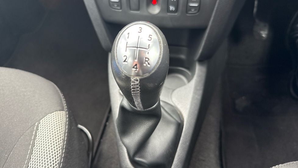 Dacia Sandero Stepway 0.9 TCe Comfort 5dr Petrol Hatchback - Image 34