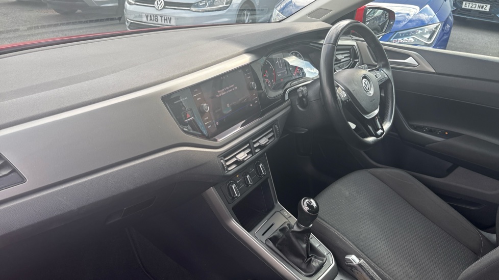 Volkswagen Polo 1.0 EVO 80 SE 5dr Petrol Hatchback - Image 9