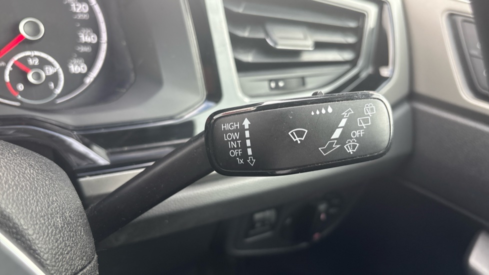 Volkswagen Polo 1.0 EVO 80 SE 5dr Petrol Hatchback - Image 35