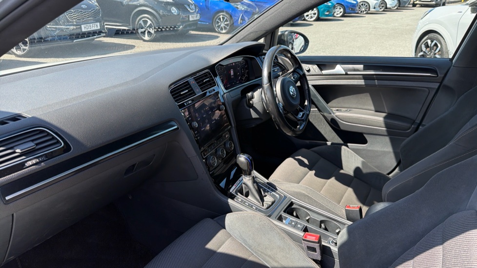 Volkswagen Golf 2.0 TSI 300 R 5dr 4MOTION DSG Petrol Hatchback - Image 11