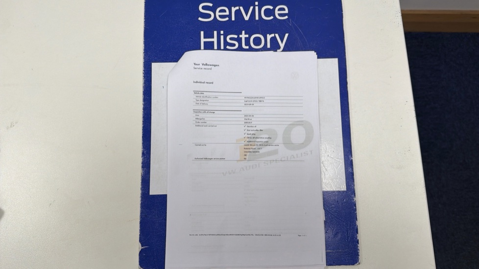 Volkswagen Golf 2.0 TSI 300 R 5dr 4MOTION DSG Petrol Hatchback - Image 10