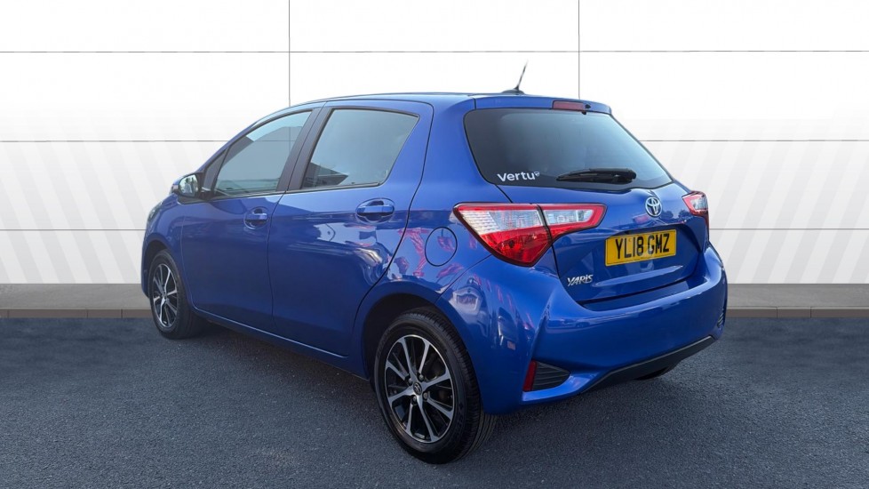 Toyota Yaris 1.5 VVT-i Icon Tech 5dr Petrol Hatchback - Image 2