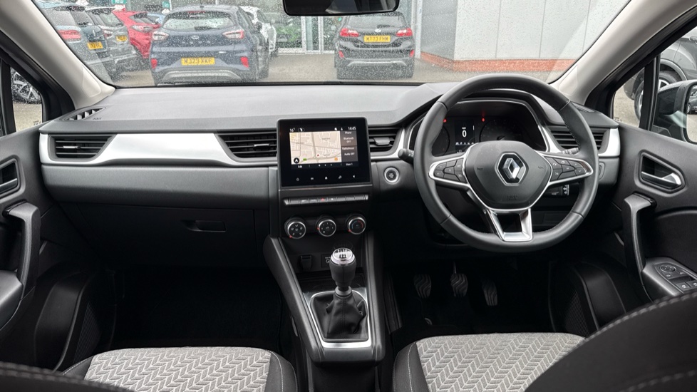 Renault Captur 1.0 TCE 90 Limited 5dr Petrol Hatchback - Image 10