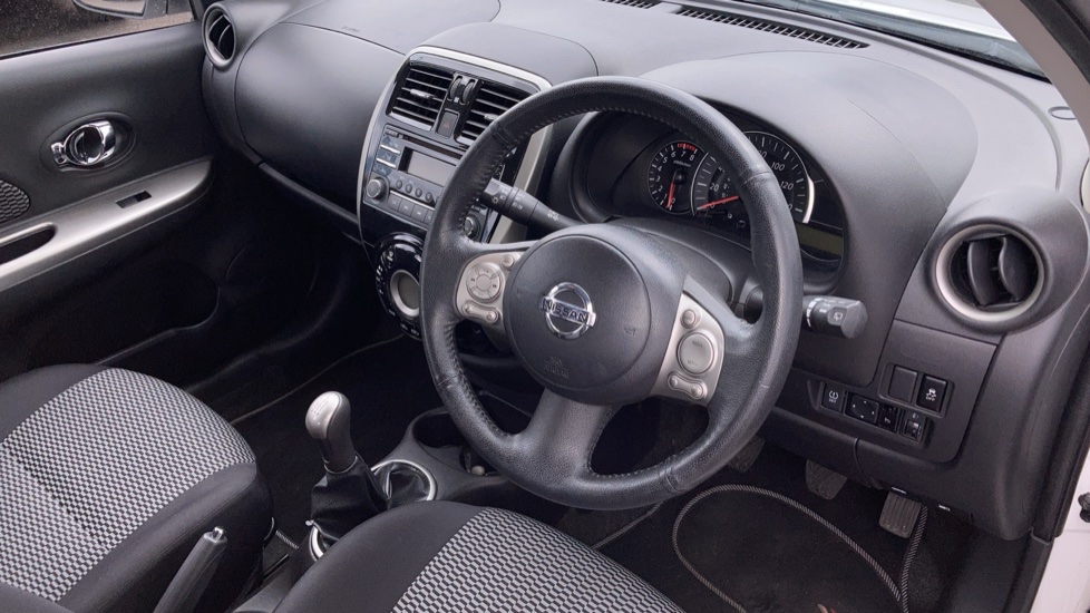 Nissan Micra 1.2 Acenta 5dr Petrol Hatchback - Image 17