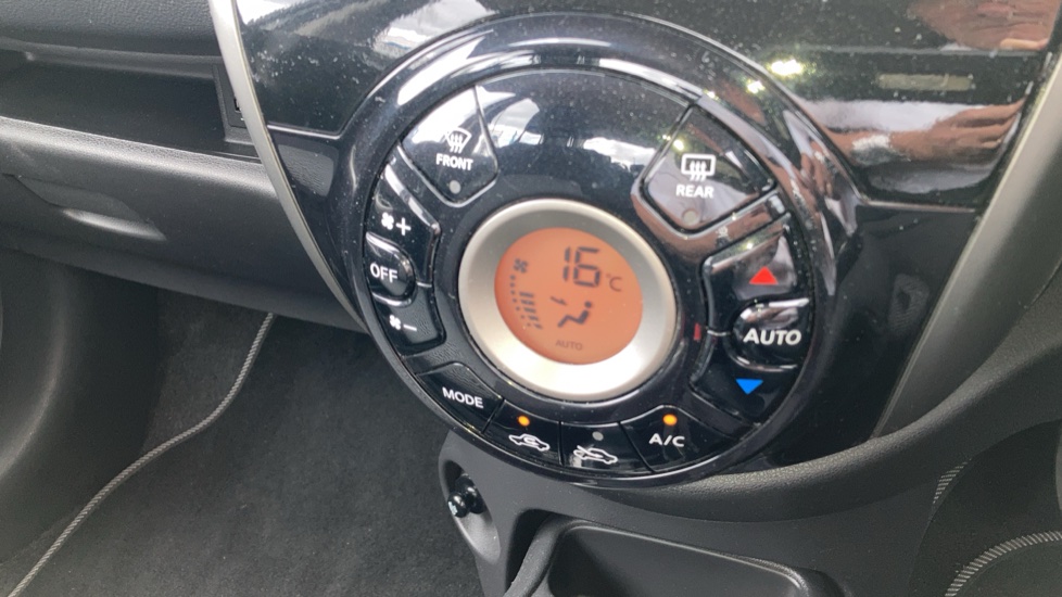 Nissan Micra 1.2 Acenta 5dr Petrol Hatchback - Image 9