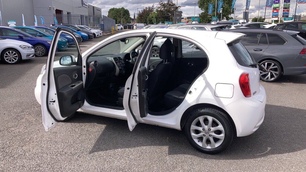 Nissan Micra 1.2 Acenta 5dr Petrol Hatchback - Image 35