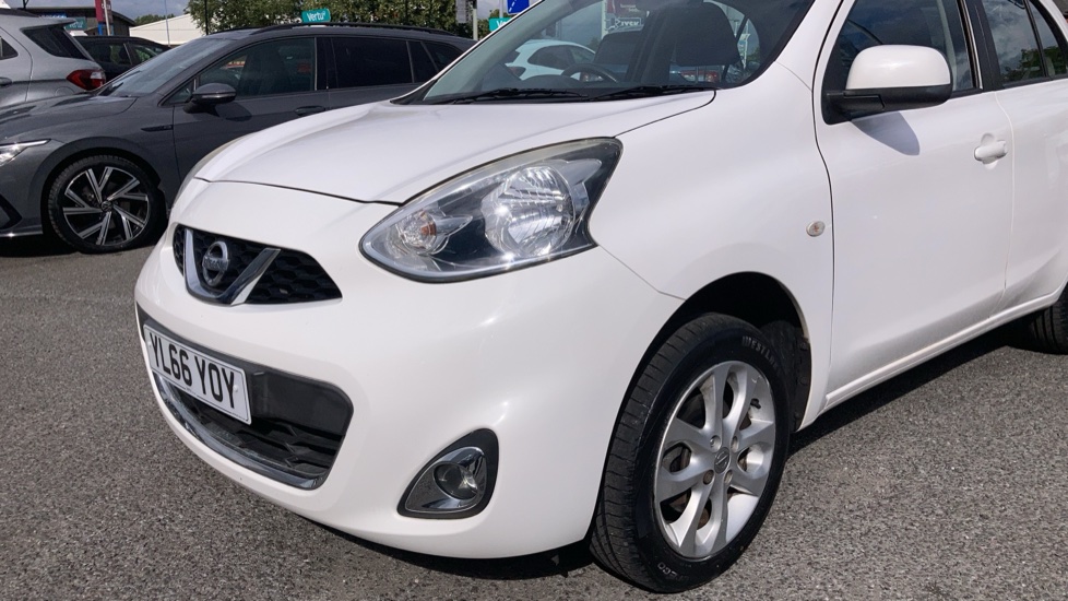 Nissan Micra 1.2 Acenta 5dr Petrol Hatchback - Image 38