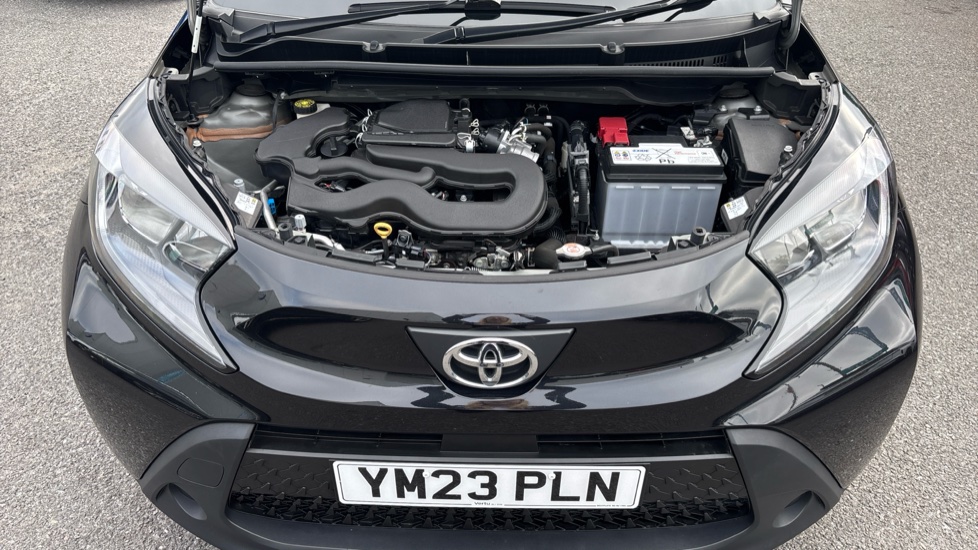 Toyota Aygo X 1.0 VVT-i Pure 5dr Auto Petrol Hatchback - Image 28