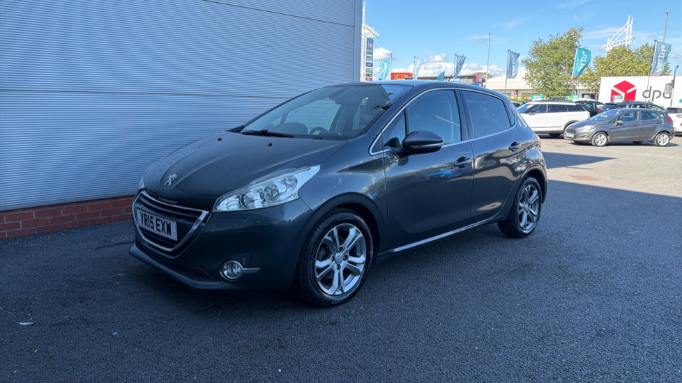 Peugeot 208 1.2 VTi Allure 5dr Petrol Hatchback - Image 23