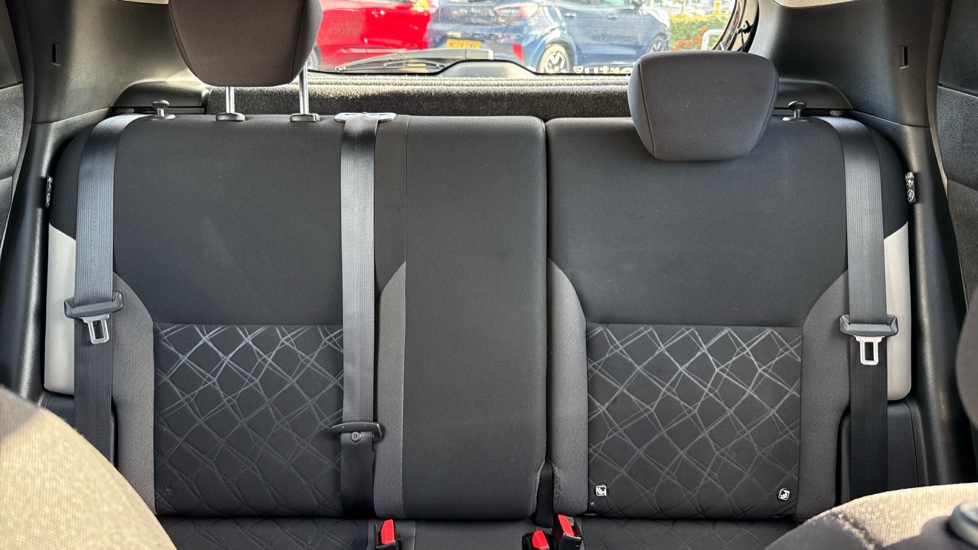 Nissan Micra 1.0 IG 71 Acenta 5dr Petrol Hatchback - Image 16
