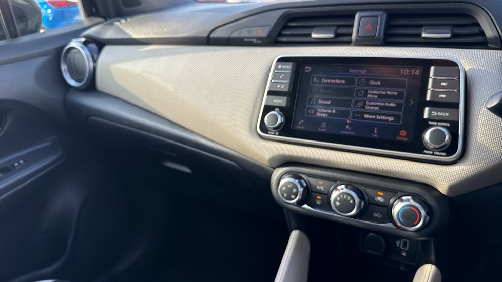Nissan Micra 1.0 IG 71 Acenta 5dr Petrol Hatchback - Image 37