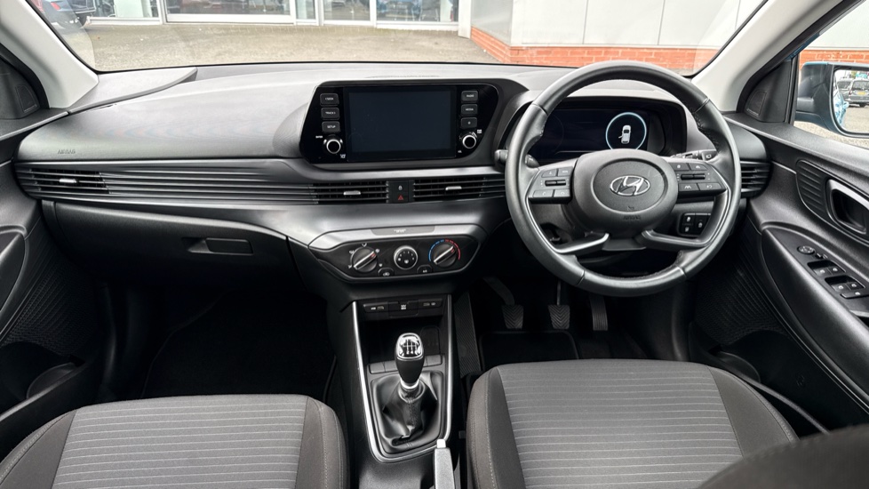 Hyundai i20 1.0T GDi 48V MHD SE Connect 5dr Petrol Hatchback - Image 11