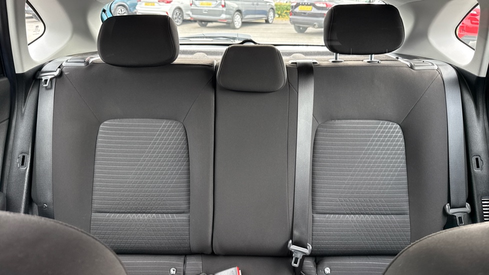 Hyundai i20 1.0T GDi 48V MHD SE Connect 5dr Petrol Hatchback - Image 15