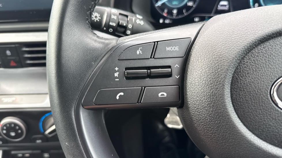 Hyundai i20 1.0T GDi 48V MHD SE Connect 5dr Petrol Hatchback - Image 25