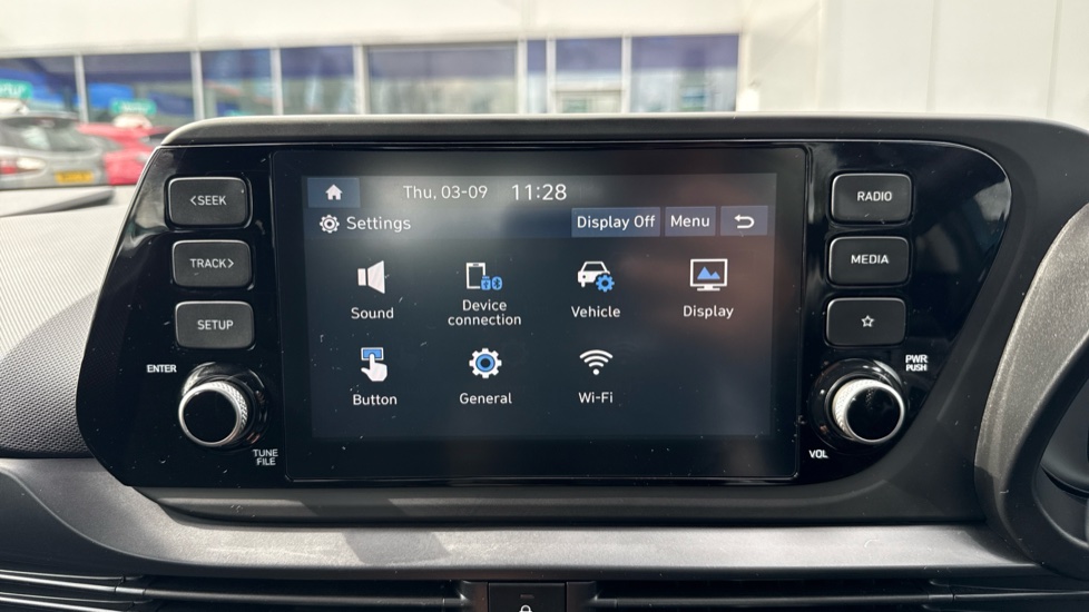 Hyundai i20 1.0T GDi 48V MHD SE Connect 5dr Petrol Hatchback - Image 31