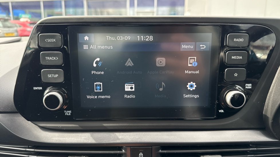 Hyundai i20 1.0T GDi 48V MHD SE Connect 5dr Petrol Hatchback - Image 34