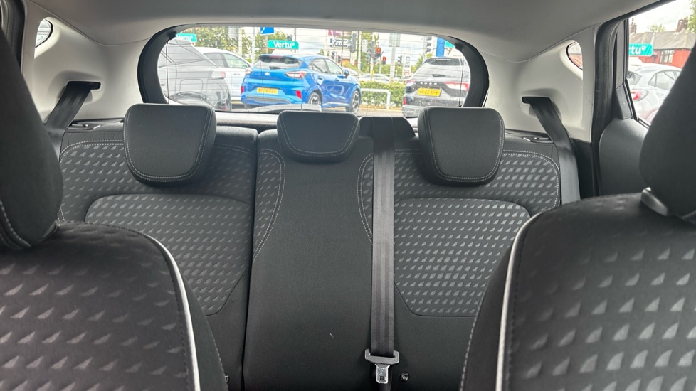 Ford Fiesta 1.0 EcoBoost Zetec 5dr Petrol Hatchback - Image 20