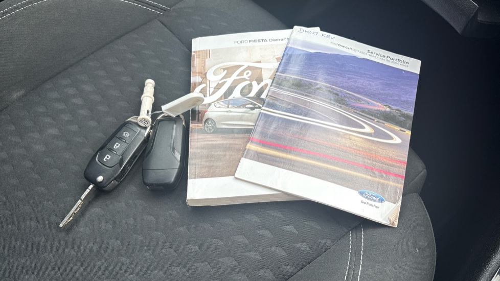 Ford Fiesta 1.0 EcoBoost Zetec 5dr Petrol Hatchback - Image 26