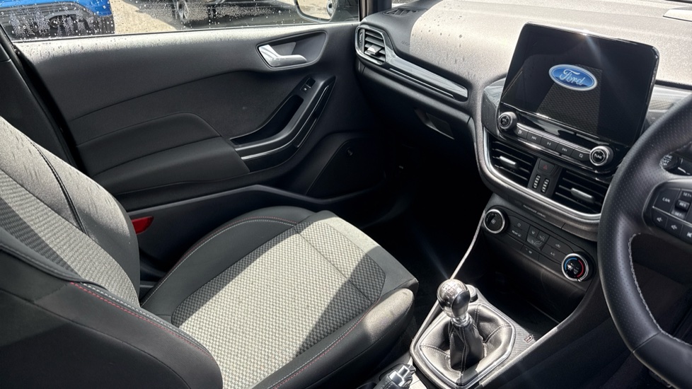 Ford Fiesta 1.0 EcoBoost 140 ST-Line 5dr Petrol Hatchback - Image 20