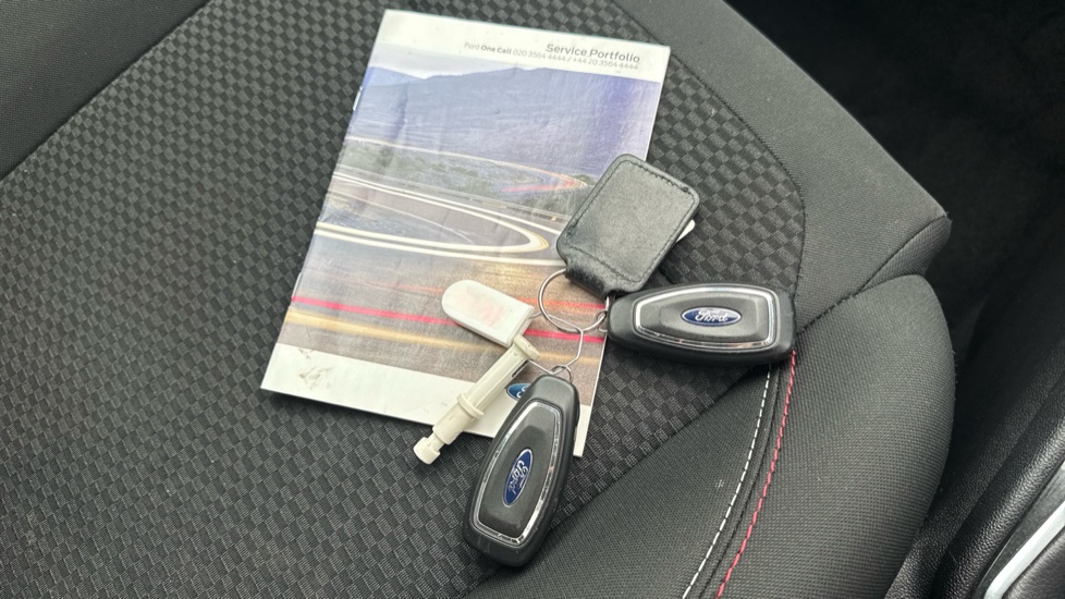 Ford Fiesta 1.0 EcoBoost 140 ST-Line 5dr Petrol Hatchback - Image 38