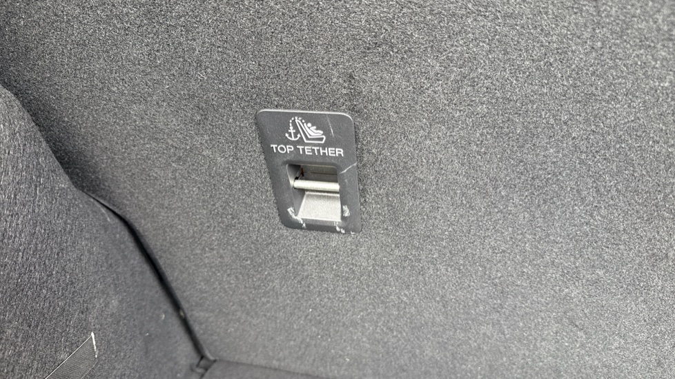 Ford Fiesta 1.0 EcoBoost 140 ST-Line 5dr Petrol Hatchback - Image 31